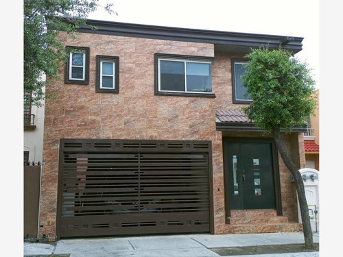 Imagen 1 de 12 de Casa Sola En Venta Mitras Poniente