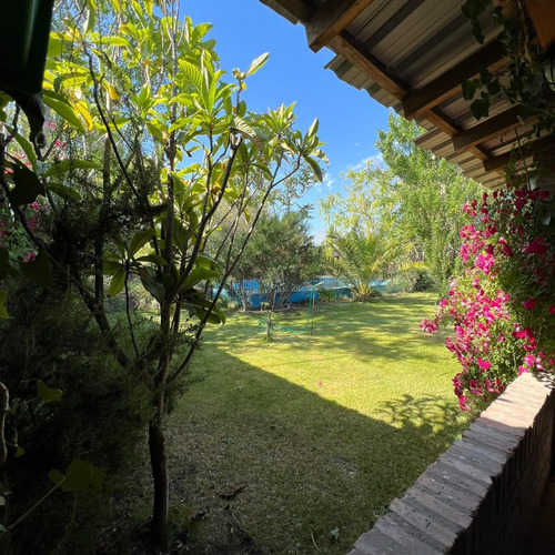 Posada Azul Profundo Puerto San Antonio Este.