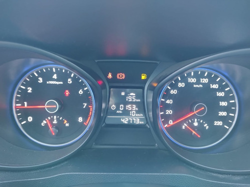 Imagem 6 de 10 de Hyundai Hb20 1.0 Comfort 12v Flex 4p Manual