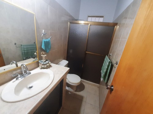 Imagen 10 de 11 de Casa En Venta En Urb. Villas Enza, San Juan De Los Morros. 23-11244