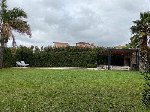 Enero  - Casa En Alquiler Temporal En Laguna Del Sol