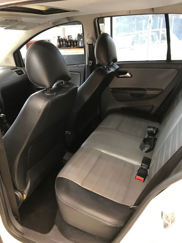 Imagen 11 de 15 de Volkswagen Suran 1.6 Highline Techo Y Cuero