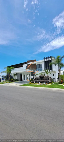 Magnífica Residencia En Lomas De Cocoyoc Morelos