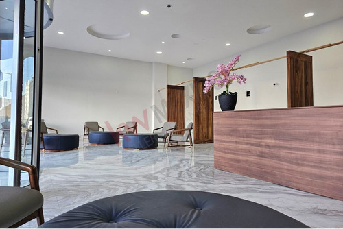 Consultorio En Renta En Momentum Centro Sur Querétaro Qro.