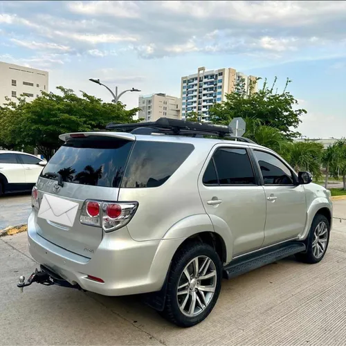 Toyota Fortuner 2.7l 4x2