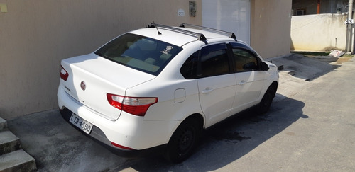 Fiat Grand Siena 2013 1.4 Tetrafuel 4p Tetra-combustible
