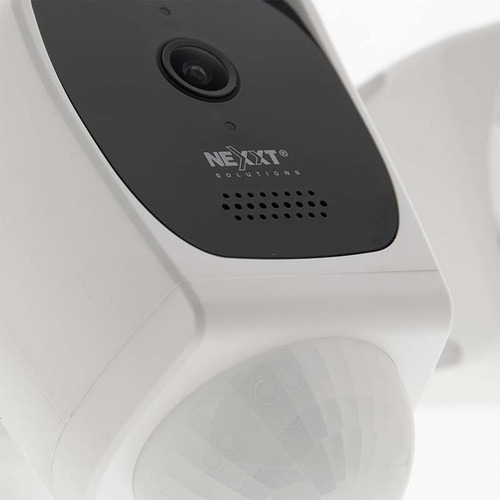 Cámara Nexxt Wi-fi Exterior 2k Con 2 Focos Led