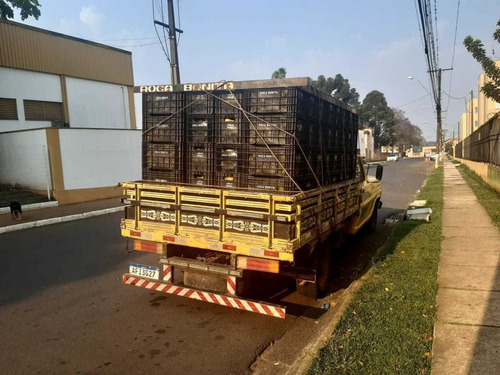 Imagem 6 de 10 de Ford F-2000 .