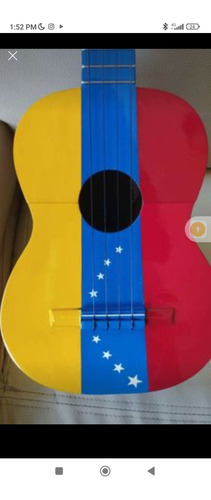 Cuatro Venezolano Tricolor