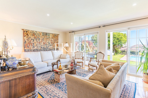 Casa De Lujo En Bosque De Montemar, 8d+6b, 1050 M²