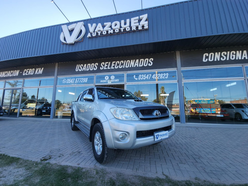 Toyota Hilux Pick-up 3.0 Cd Srv Cuero I 171cv 4x2