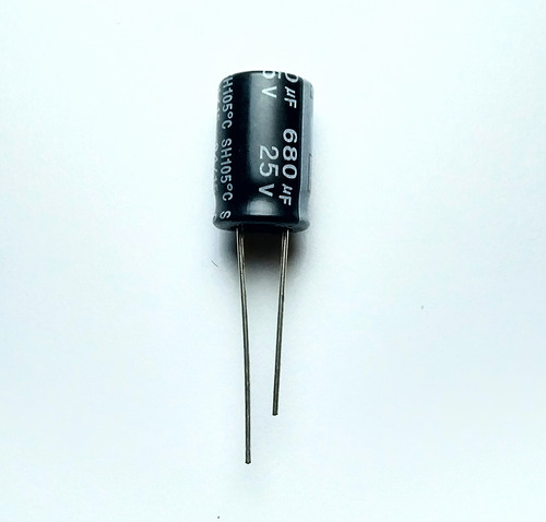 Capacitor Electrolítico 680uf 25v