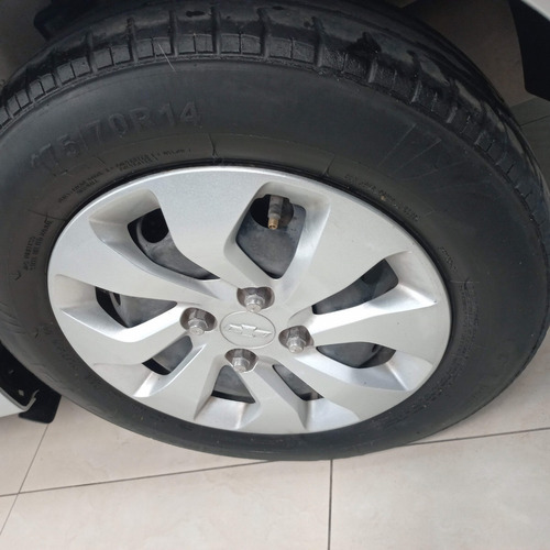 Imagen 8 de 8 de Chevrolet Onix Joy 5p 1,4 N Mt