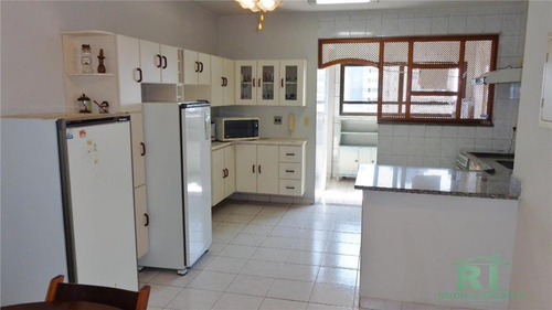 Imagem 11 de 13 de Apartamento Na Praia, Beira Mar, Vista Para O Mar, Área De Lazer, 3 Dormitórios Sendo 1 Suíte, 2 Vagas De Garagem, Astúrias, Guarujá. - Ap1522