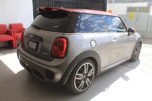 Imagen 4 de 15 de Mini Cooper S 2017 3p S J Cooper Works Hot Chili L4/2.0/t A