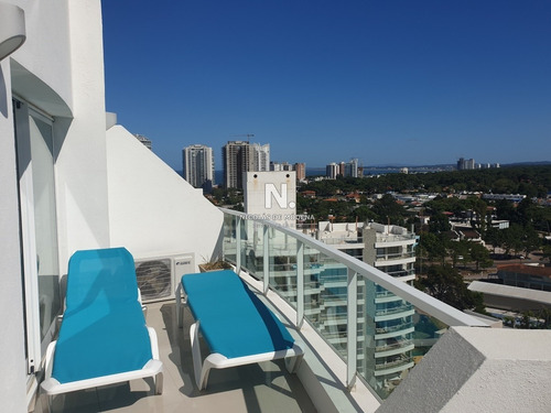 Hermoso Penthouse Con Vista Panoramica!- Ref: 3321