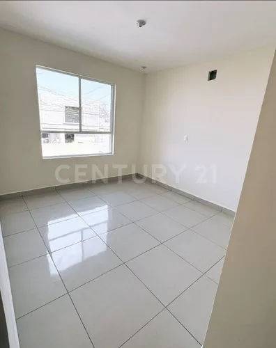 Casa En Venta En Col. El Roble En San Nicolas De Los Garza