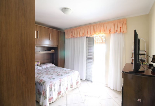 Sobrado - Ref: 6781