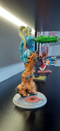 Metroid - Samus Zero Suit