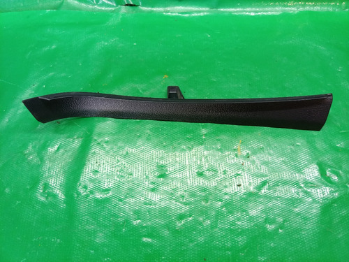 Moldura Remate Poste Volkswagen Passat Sedan Mod 2010-2017