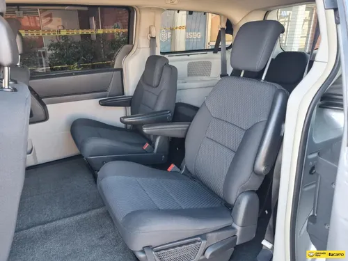 Chrysler Town & Country 3.8cc At Aa 4x2