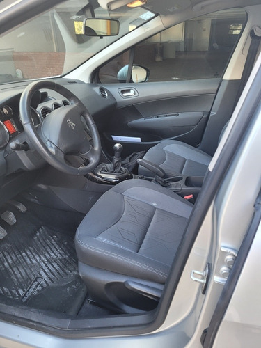 Imagen 11 de 20 de Peugeot 408 2016 2.0 Allure 143cv