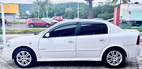 Imagem 3 de 13 de Astra Sedan Elegance 2.0 8v 2006 Completo