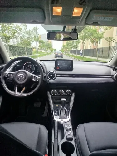 Mazda 2 1.5 Grand Touring sedan Aut