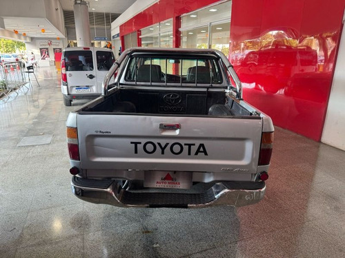 Toyota Hilux 3.0 Srv Cab. Dupla Turbo 4x4 4p