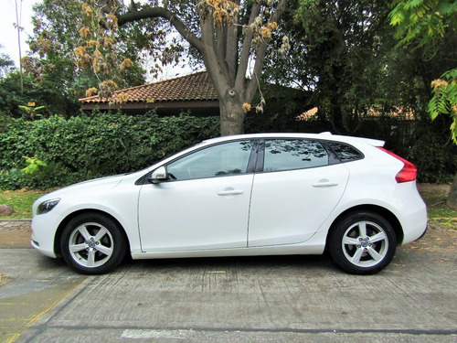 Volvo V40 D2 2.0 Diesel 2015