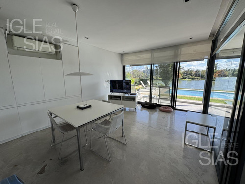 Casa En Alquiler Anual Al Lago En Altamira, Rincón De Milberg
