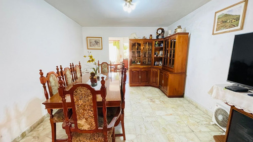 Casa Villa Sarmiento Jardin Pileta Apto Credito