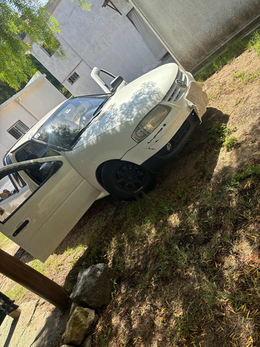 Volkswagen Saveiro 1.6 Base