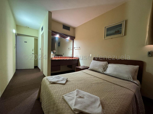 Extraordinario Hotel En Venta Mls 24-14014 El Marques
