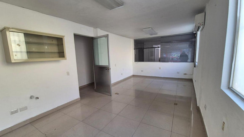 Local Comercial En Renta En Irapuato Centro, Irapuato, Guanajuato