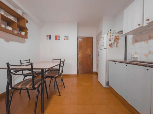 Imagen 8 de 20 de Duplex 3 Ambientes Con Cochera Parque Luro Oportunidad Excelente Estado