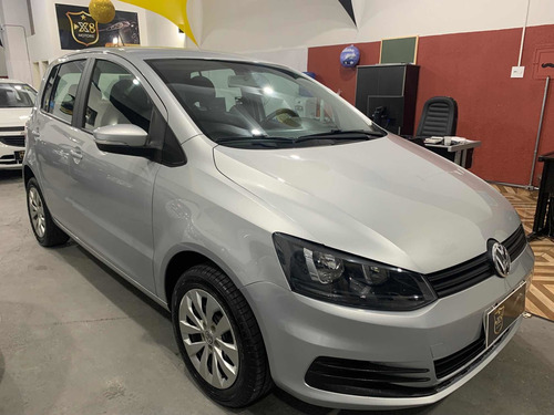 Imagem 2 de 11 de Volkswagen Fox 2018 1.6 Comfortline Total Flex 5p