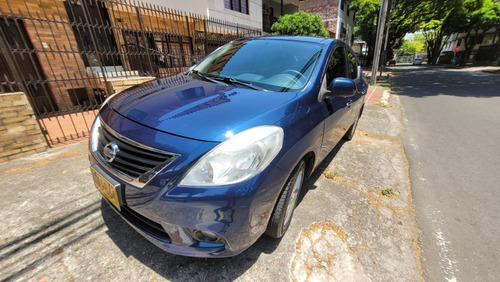 Nissan Versa 1.6 Advance