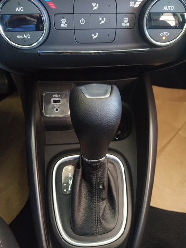 Fiat Cronos 2021 1.8 16v Precision At6 Pack Premium Castelar
