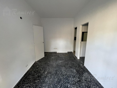 Casa 5 Ambientes En Venta, Oportunidad! - Ituzaingo Norte