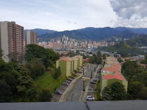 Apartamento En Venta En La Estrella Las Brisas