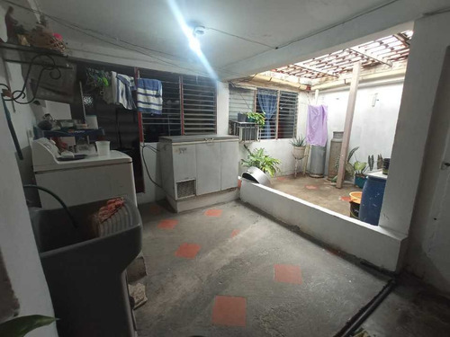 Imagen 28 de 30 de Casa Amplia Con Techo Platabanda En Las Acacias. Bajó De Precio.