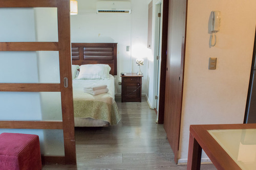 Arriendo Depto Amoblado 1 Habitación - Huérfanos (5066)