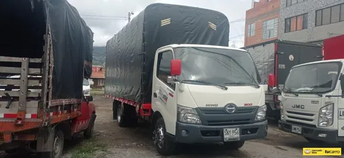 Hino 300