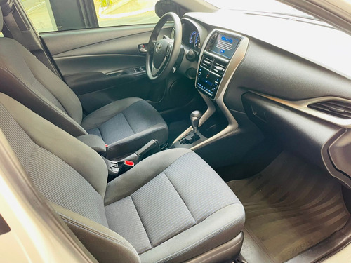 Toyota Yaris 1.5 Xl Plus Connect 16v Cvt 5p