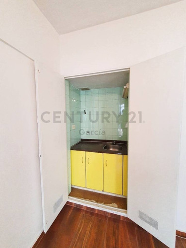 Imagen 10 de 11 de En Venta Departamento Apto Profesional 2 Ambientes