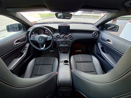Imagen 4 de 5 de Mercedes Benz- A200