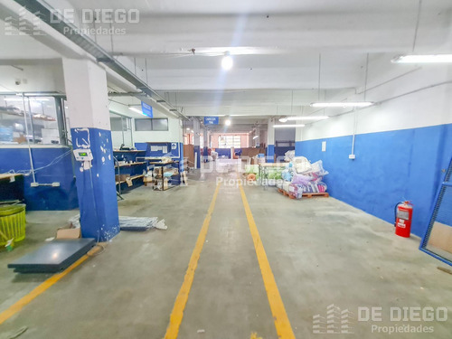 Edificio Industrial Con Gas Industrial De 7500 M2 En 3 Plantas - Bella Vista