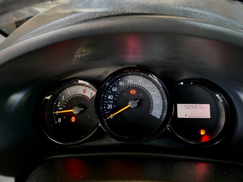 Imagem 14 de 15 de Renault/ Sandero Autentique 1.0 Flex
