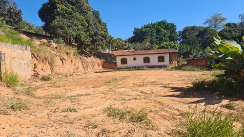 Chacara Com 2 Casas 2 Lagos Toda Murada 4.500 Metros .